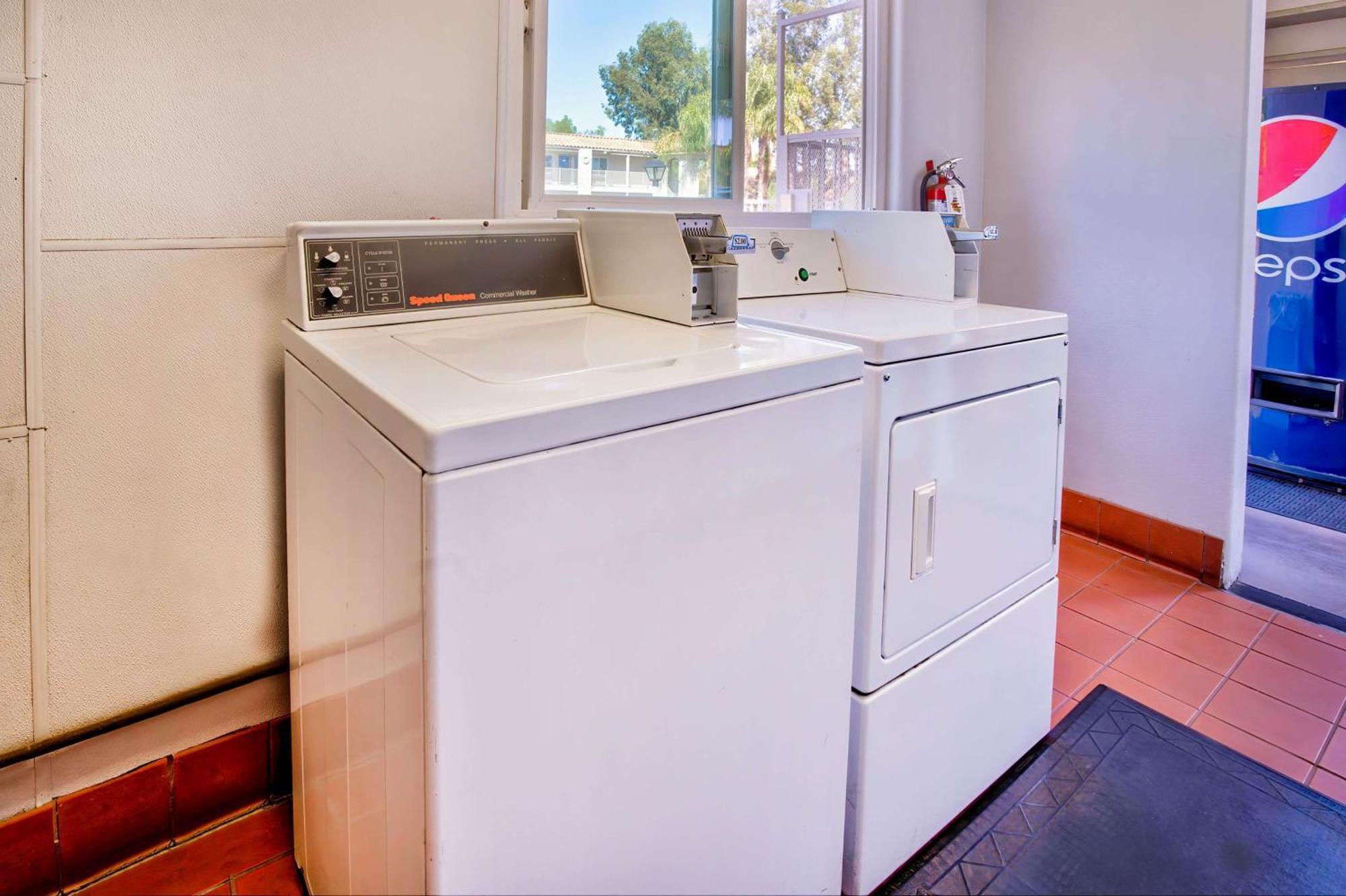 Motel 6-Menifee, Ca Dış mekan fotoğraf