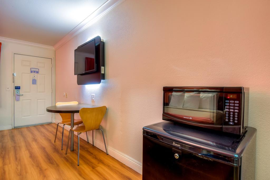 Motel 6-Menifee, Ca Dış mekan fotoğraf