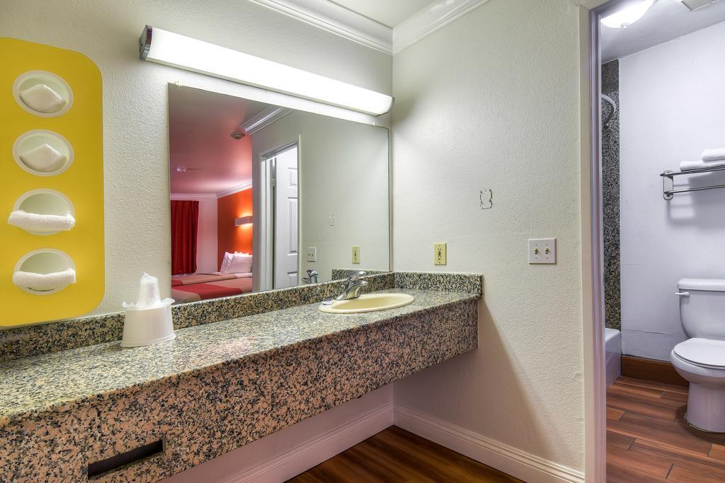 Motel 6-Menifee, Ca Dış mekan fotoğraf