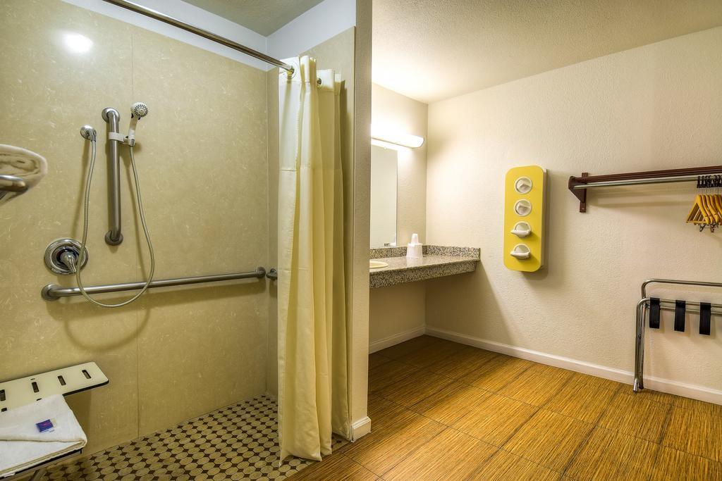Motel 6-Menifee, Ca Dış mekan fotoğraf