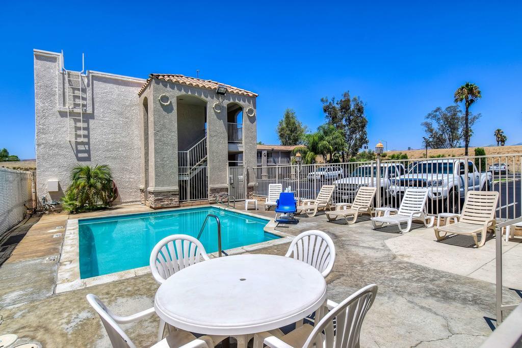 Motel 6-Menifee, Ca Dış mekan fotoğraf